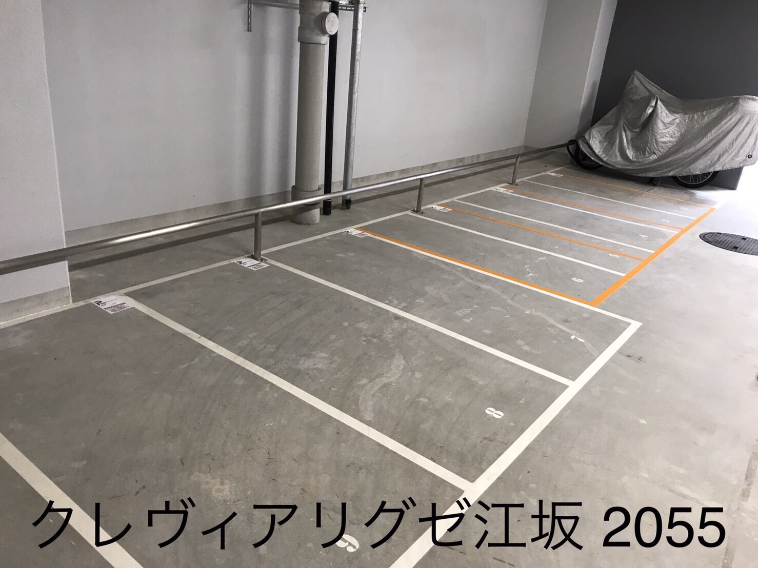 月極駐車場 クレヴィアリグゼ江坂の写真1