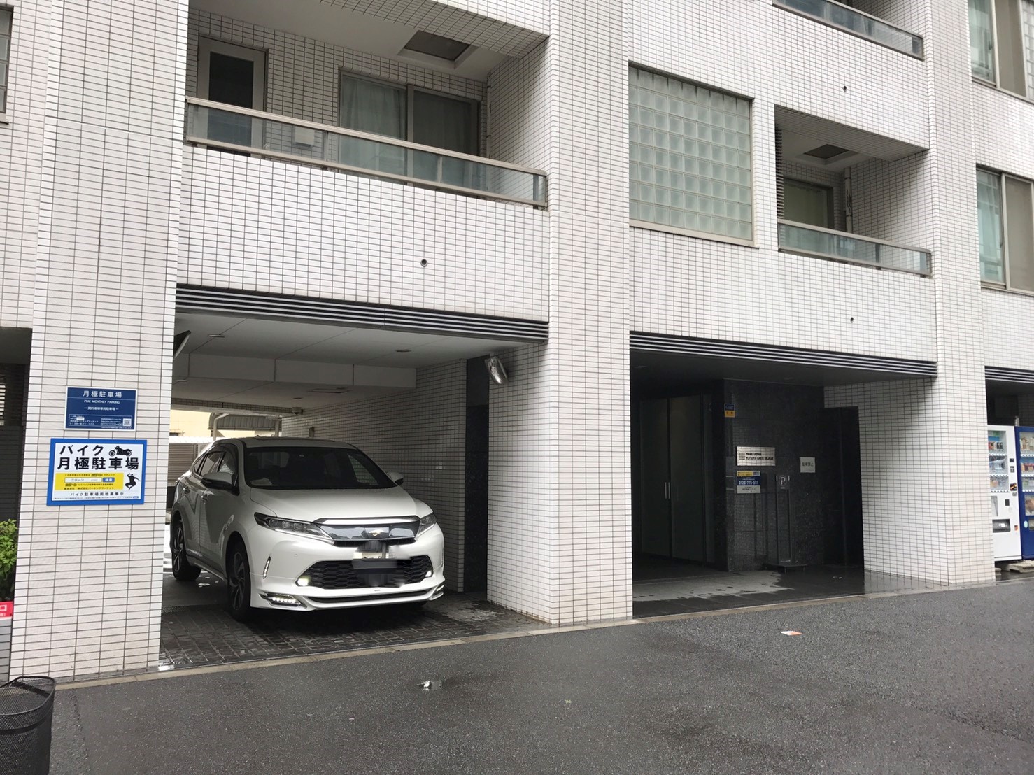 月極駐車場 プライムアーバン四谷外苑東の写真1